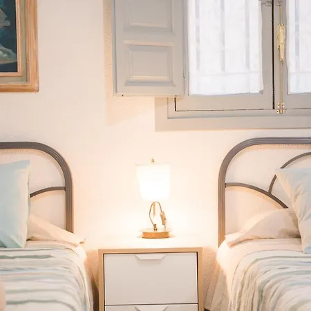 Feliz Apartment